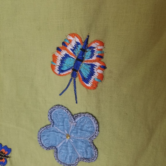 ❇️Vintage Pushpa embroidered jacket❇️ - Picture 3 of 5